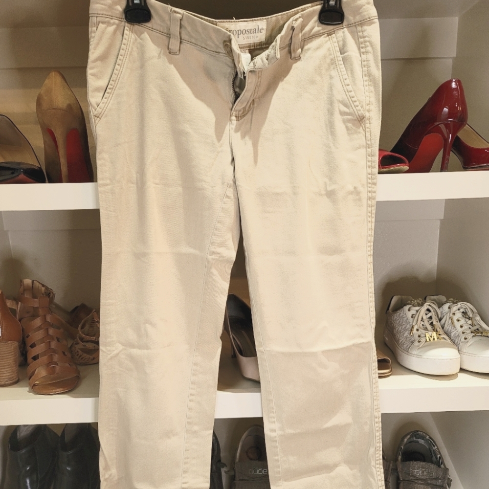 Kaki pant, size 3-4 long, Aéropstale